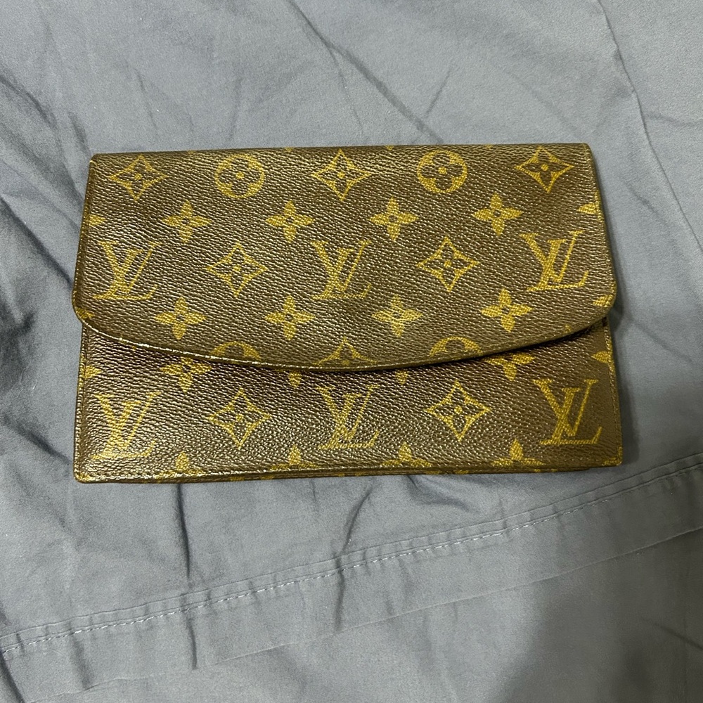 Louis Vuitton Rabat Clutch